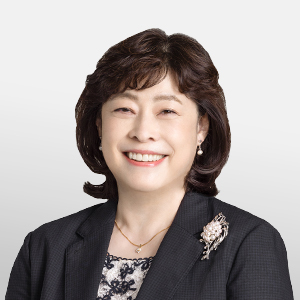 portrait of Yuka Shigesawa